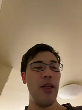 ryusei18570 online show from March 15, 2026, 3:52 pm