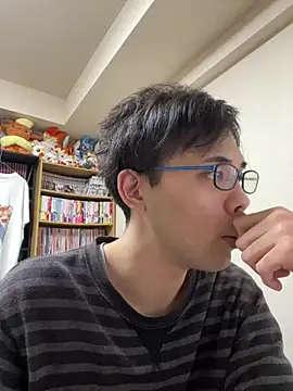 Snapshot of ryusei18570 chatting on December 8, 2024, 1:36 pm ryusei18570 online show from December 8, 2024, 1:36 pm