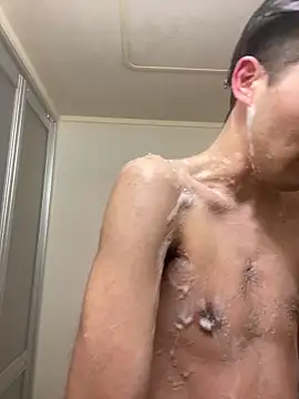 Snapshot of ryusei18570 chatting on February 7, 2025, 1:43 pm ryusei18570 online show from February 7, 2025, 1:43 pm