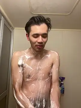 Snapshot of ryusei18570 chatting on March 15, 2025, 1:29 pm ryusei18570 online show from March 15, 2025, 1:29 pm