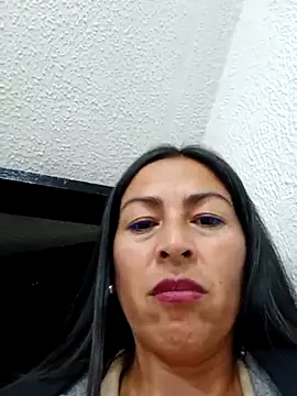 Snapshot of MARIANA-12_ chatting on February 25, 2025, 2:15 pm MARIANA-12 online show from February 25, 2025, 2:15 pm