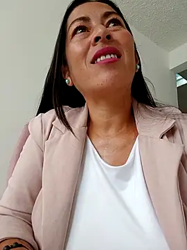 Snapshot of MARIANA-12_ chatting on February 17, 2025, 3:00 pm MARIANA-12 online show from February 17, 2025, 3:00 pm