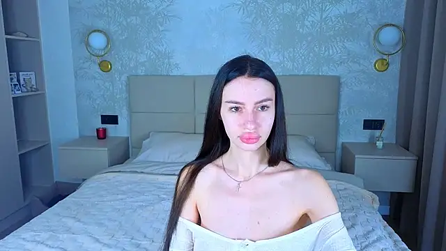 Snow WhiteeeX online show from June 3, 2026, 4:02 am