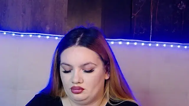 MelanieBrownn online show from February 6, 2026, 6:20 am