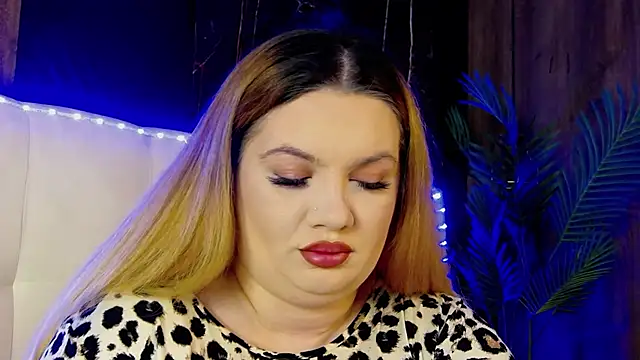 Snapshot of MelanieBrownn chatting on February 12, 2026, 5:29 am MelanieBrownn online show from February 12, 2026, 5:29 am