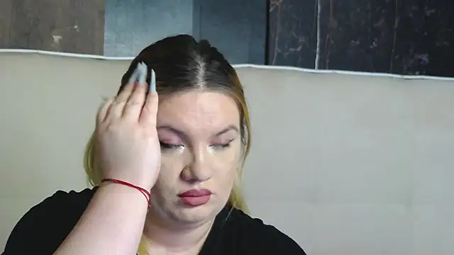 MelanieBrownn online show from January 11, 2026, 7:15 am