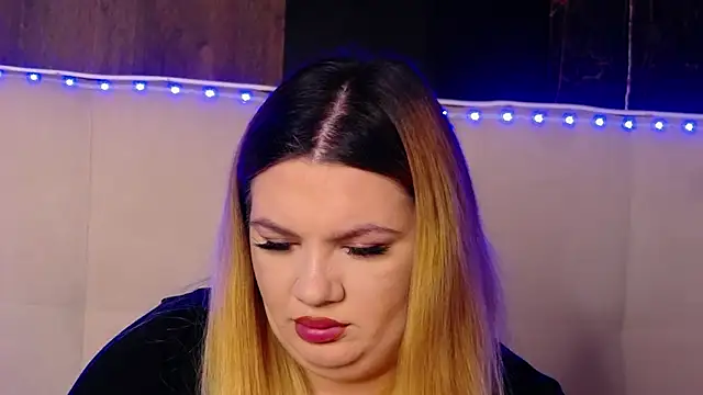 Snapshot of MelanieBrownn chatting on February 9, 2026, 6:11 am MelanieBrownn online show from February 9, 2026, 6:11 am