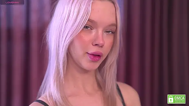  AlinaBailey online show from June 7, 2026, 9:36 am