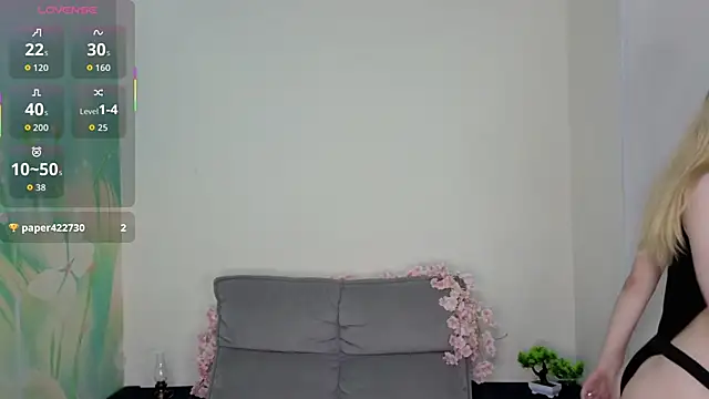 Naughty  Couplles online show from September 10, 2025, 3:27 am