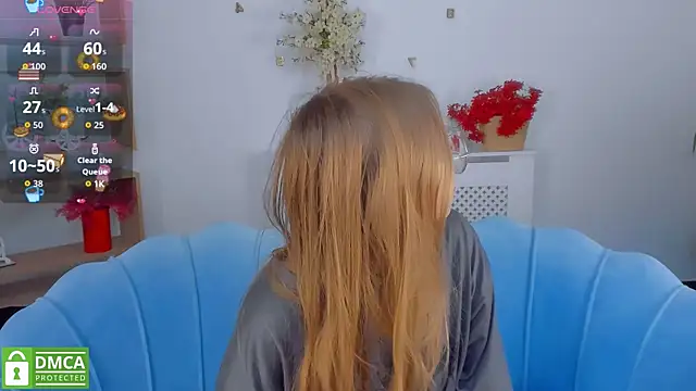 LayriantaVee online show from September 27, 2025, 6:19 am