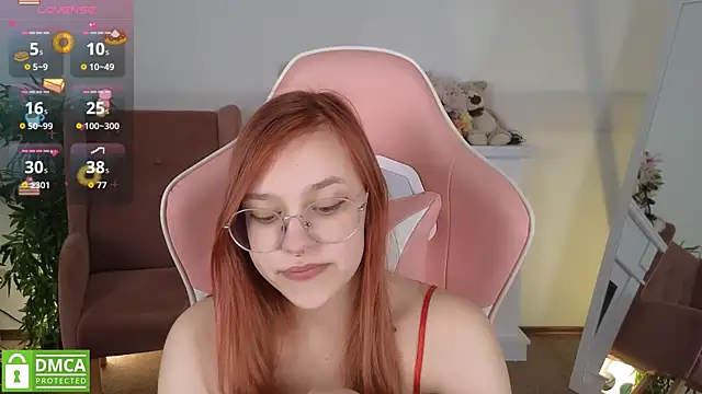 Snapshot of LayriantaVee chatting on April 23, 2026, 12:29 pm LayriantaVee online show from April 23, 2026, 12:29 pm