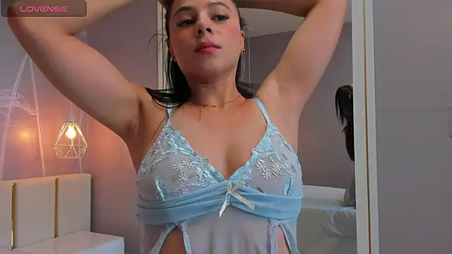 Sensual Sophie  online show from October 14, 2025, 3:23 pm