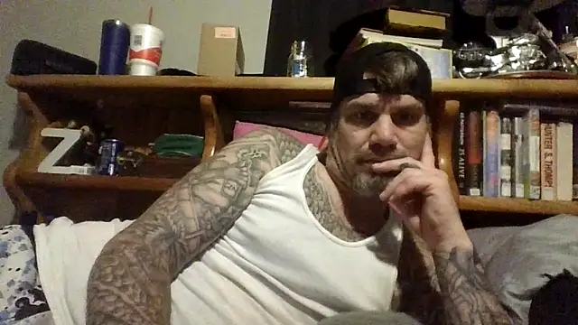 Snapshot of clitstitsandbongrips chatting on September 18, 2025, 10:07 am clitstitsandbongrips online show from September 18, 2025, 10:07 am