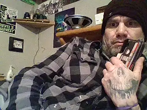 Snapshot of clitstitsandbongrips chatting on February 4, 2025, 8:49 pm clitstitsandbongrips online show from February 4, 2025, 8:49 pm