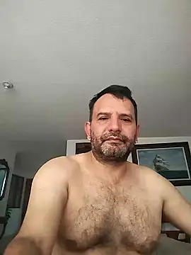 Snapshot of RogueTraveler chatting on February 8, 2025, 2:27 pm RogueTraveler online show from February 8, 2025, 2:27 pm