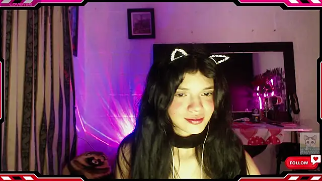 Sarahgin online show from November 3, 2025, 11:36 am