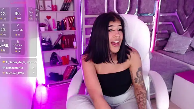 AliceWalker 11 online show from March 13, 2025, 2:16 am