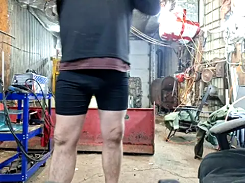 Frankdick01 online show from November 30, 2025, 3:40 am