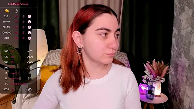 hannacheekss  online show from March 28, 2026, 2:01 am