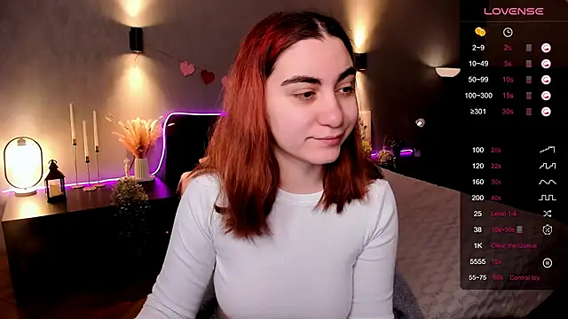 hannacheekss  online show from February 24, 2026, 2:01 am