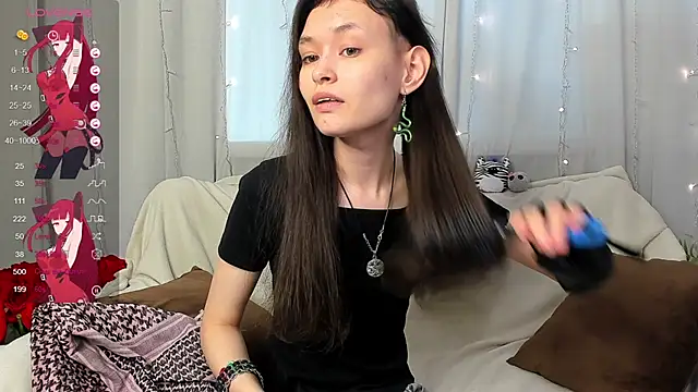 Snapshot of Emily_Strikeee chatting on March 9, 2025, 9:46 am Emily Strikeee online show from March 9, 2025, 9:46 am