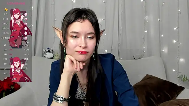 Snapshot of Emily_Strikeee chatting on March 4, 2025, 12:44 pm Emily Strikeee online show from March 4, 2025, 12:44 pm