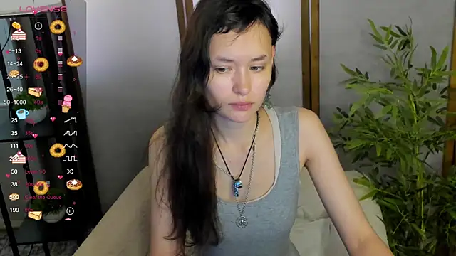 Snapshot of Emily_Strikeee chatting on September 14, 2025, 9:53 am Emily Strikeee online show from September 14, 2025, 9:53 am