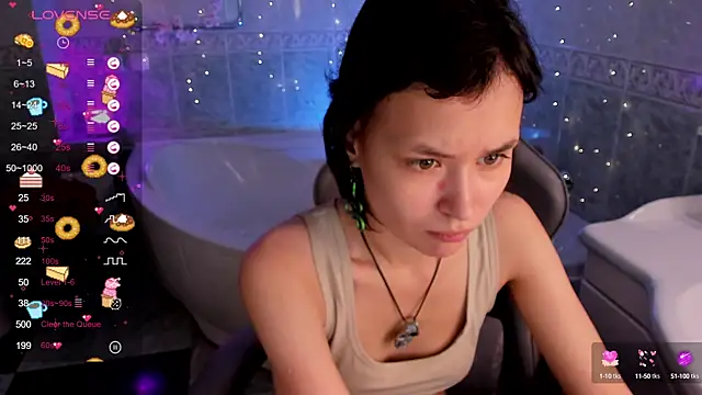 Snapshot of Emily_Strikeee chatting on September 25, 2025, 9:37 am Emily Strikeee online show from September 25, 2025, 9:37 am