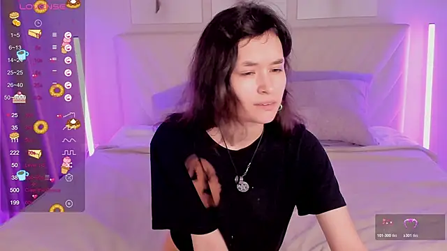 Emily Strikeee online show from November 21, 2025, 10:14 am