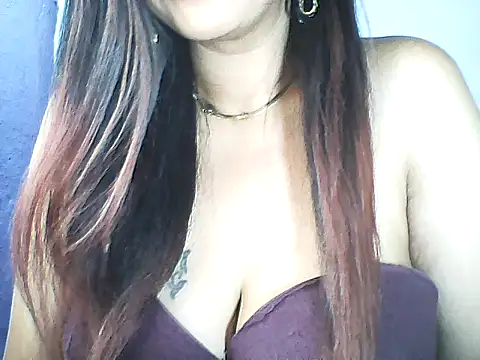 layanah12 online show from March 8, 2026, 4:16 am