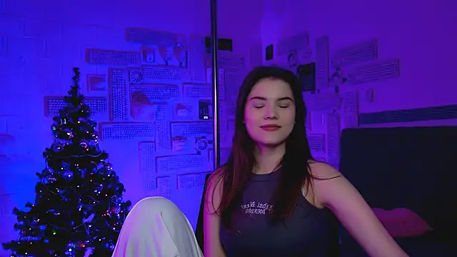 Snapshot of EvaThopson chatting on January 18, 2025, 12:04 pm EvaThopson online show from January 18, 2025, 12:04 pm