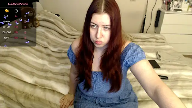 Snapshot of BettyandRich_ chatting on November 12, 2025, 8:40 am BettyandRich online show from November 12, 2025, 8:40 am