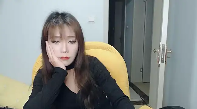 Snapshot of SuSushi728 chatting on February 18, 2025, 3:41 pm SuSushi728 online show from February 18, 2025, 3:41 pm