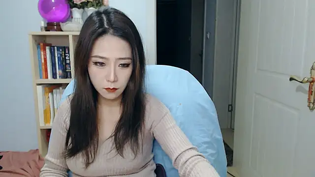 SuSushi728 online show from March 7, 2026, 4:23 pm