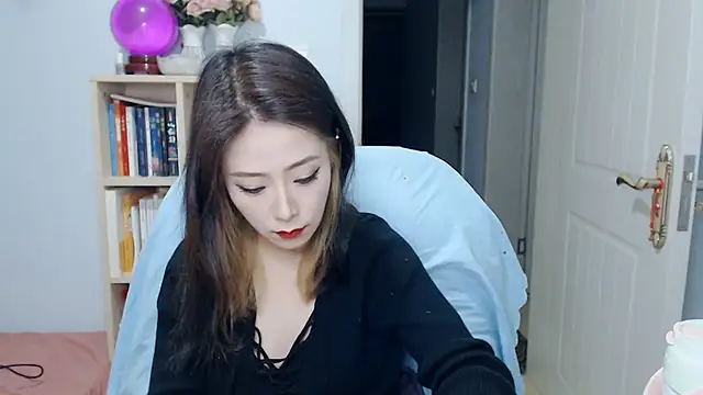 Snapshot of SuSushi728 chatting on April 28, 2026, 3:16 pm SuSushi728 online show from April 28, 2026, 3:16 pm
