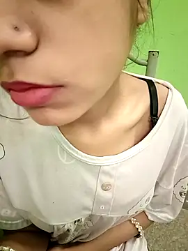 EACH 555 online show from December 1, 2025, 4:46 am