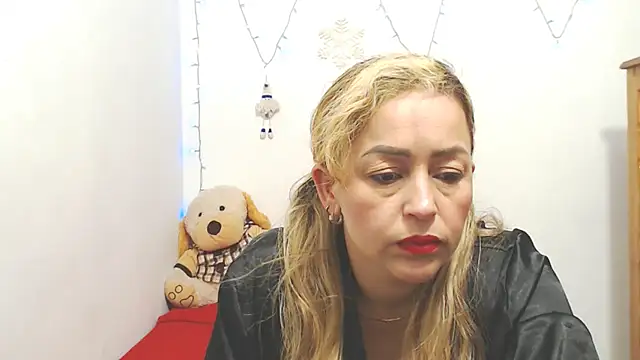 ariellth online show from December 20, 2025, 5:38 pm