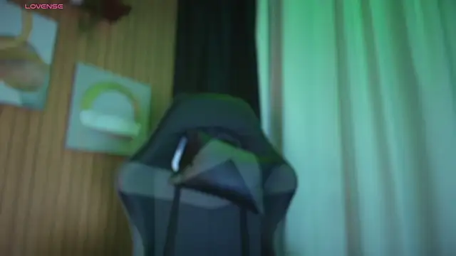 ArkaBella online show from November 6, 2025, 6:12 pm