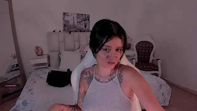 yenny garcia online show from April 4, 2026, 6:14 pm