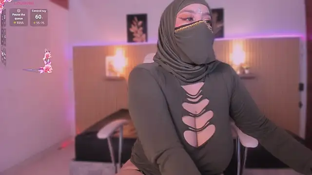 cloe sirena online show from April 12, 2026, 1:58 pm