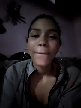 Snapshot of Cositarica_69 chatting on February 28, 2026, 6:46 am Cositarica 69 online show from February 28, 2026, 6:46 am