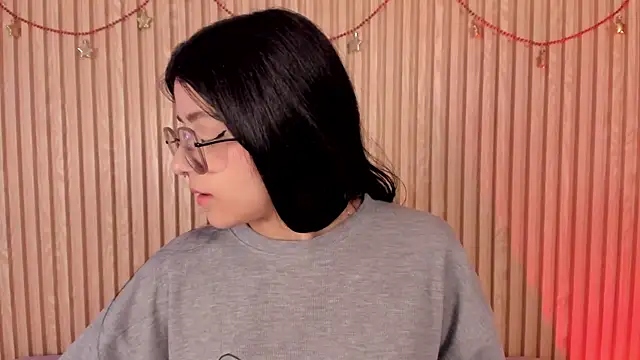 lana dol online show from December 2, 2025, 1:57 pm