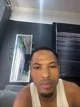 BlueIceCube online show from April 4, 2026, 11:50 am