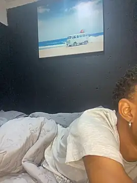 BlueIceCube online show from April 8, 2026, 7:04 pm