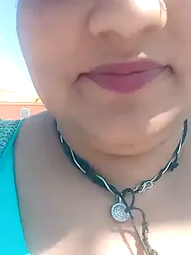 Snapshot of seemi_bhabhi chatting on March 2, 2025, 8:59 am seemi bhabhi online show from March 2, 2025, 8:59 am