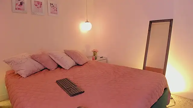 ibella7 online show from March 18, 2026, 7:15 pm