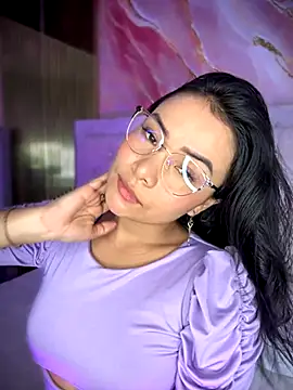 Snapshot of Rousse_blue chatting on September 16, 2025, 3:40 am Rousse blue online show from September 16, 2025, 3:40 am