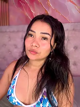 Snapshot of Rousse_blue chatting on November 21, 2025, 3:16 am Rousse blue online show from November 21, 2025, 3:16 am