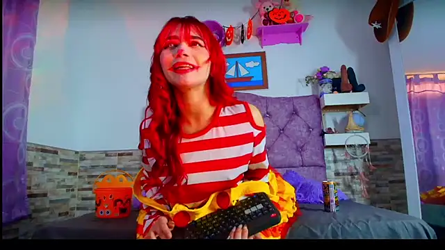 Melannytaylor online show from October 31, 2025, 9:00 pm