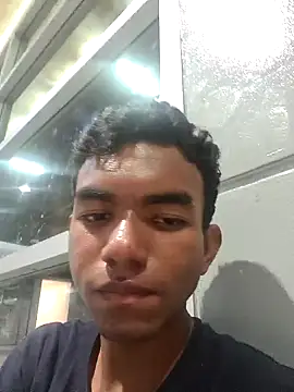 Reynold2608 online show from January 3, 2025, 1:48 am